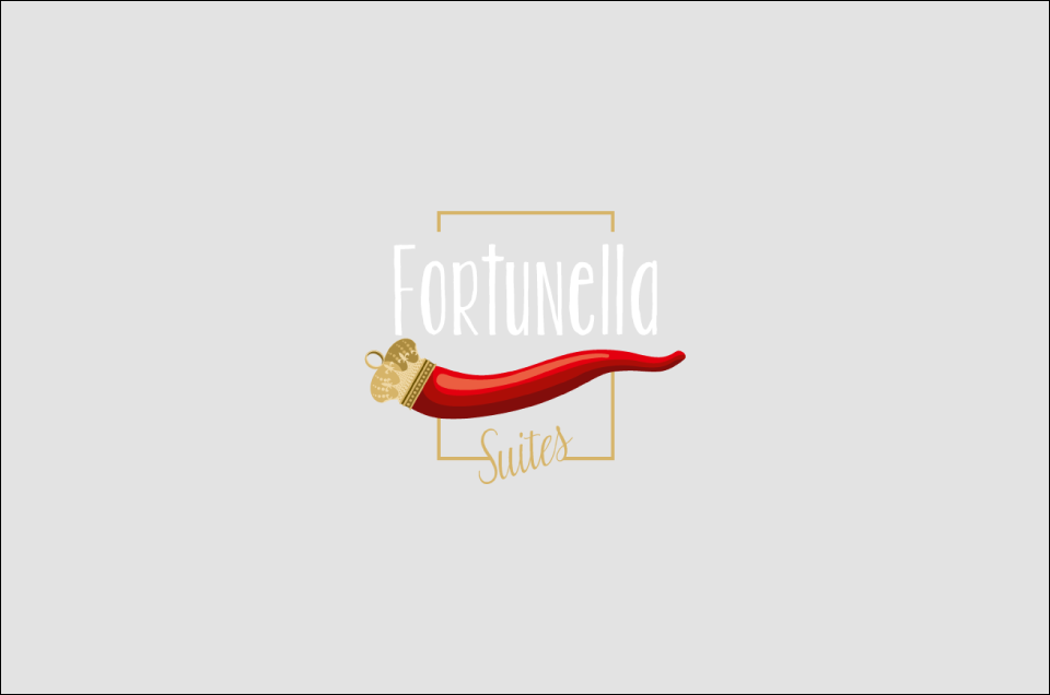 Fortunella Suites, elegante struttura a Portici, unisce tradizione napoletana e design contemporaneo in camere luminose e accoglienti.